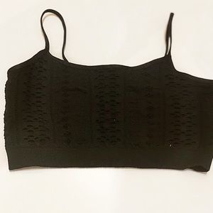 Black sports bra